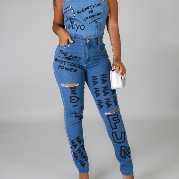 2pc Denim Graffiti Set Sm Top size 8 bottoms - Picture 4 of 4